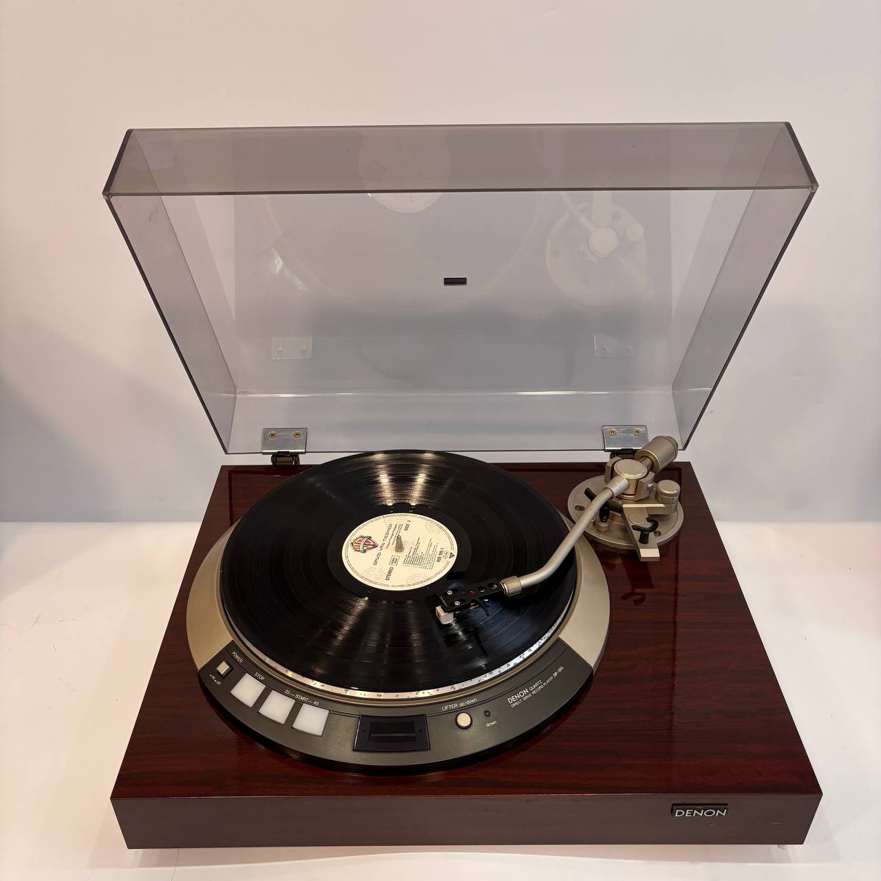 Denon DP-55l Виниловый проигрыватель