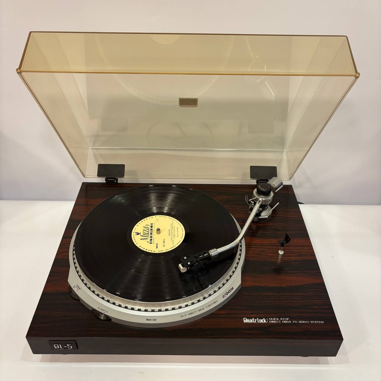 Victor-QL5 Виниловый проигрыватель