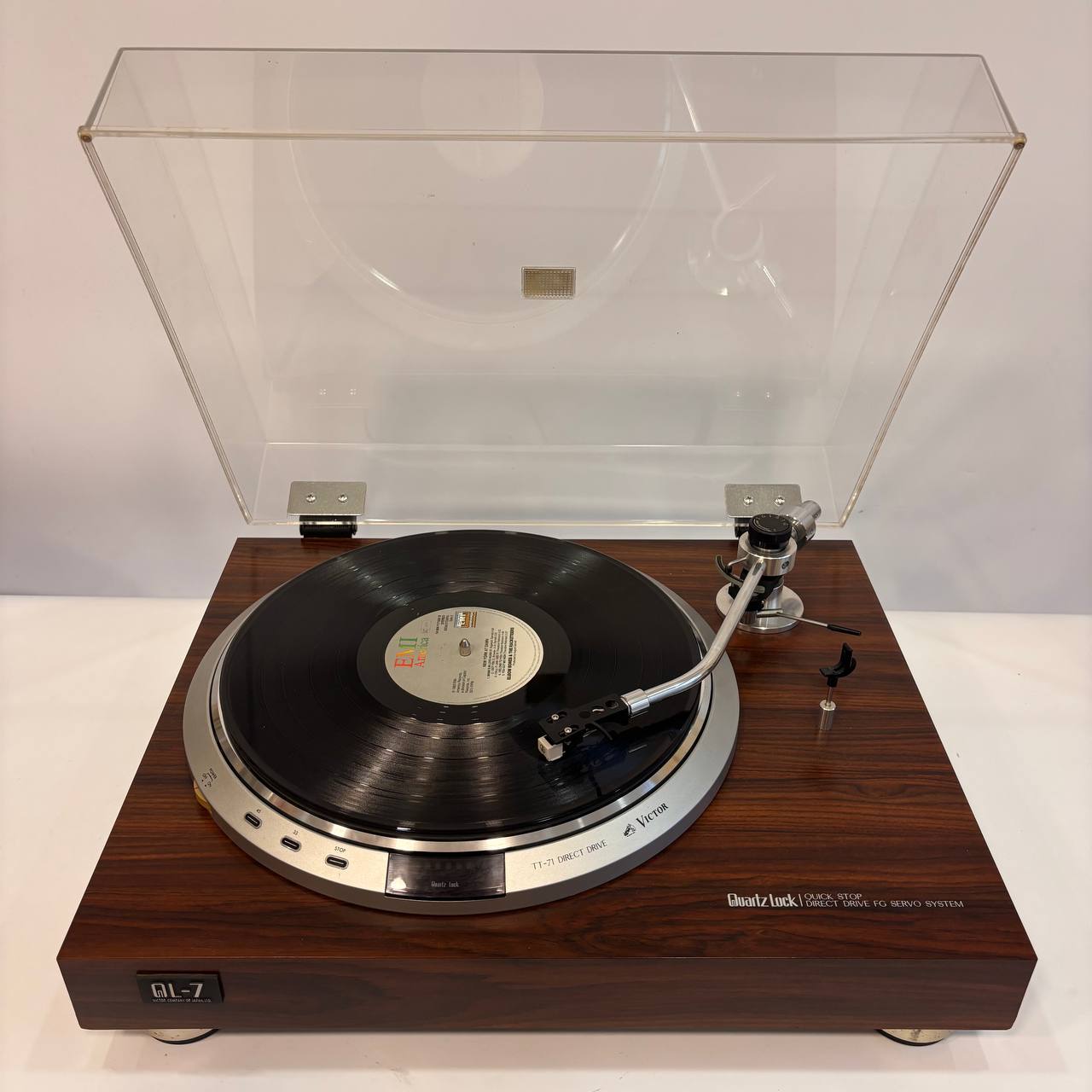 Victor QL-7 Проигрыватель винила