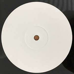 Dissymmetrical Vinyl 02